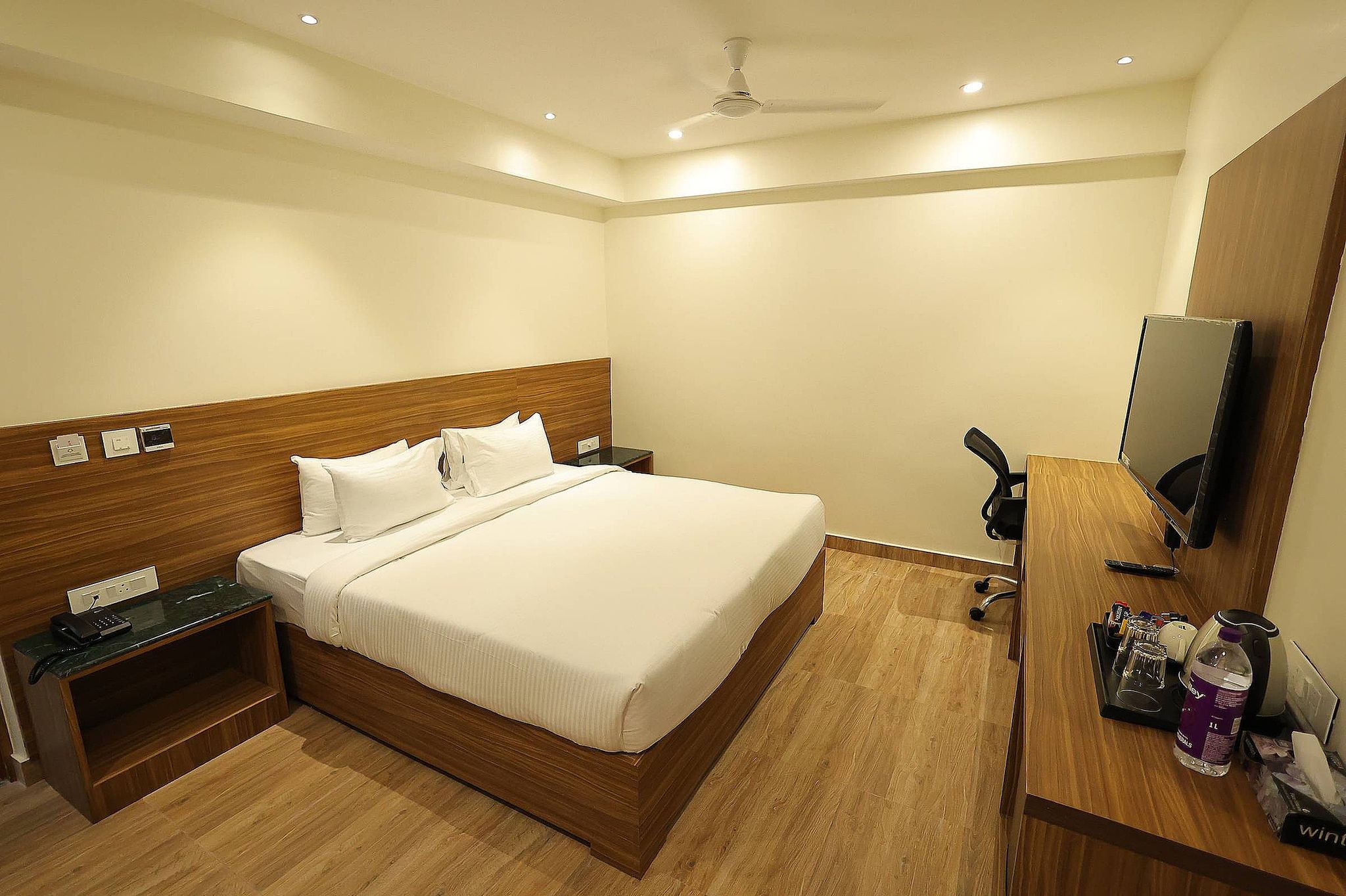 Hotel Sharda Residency Executive Room 6