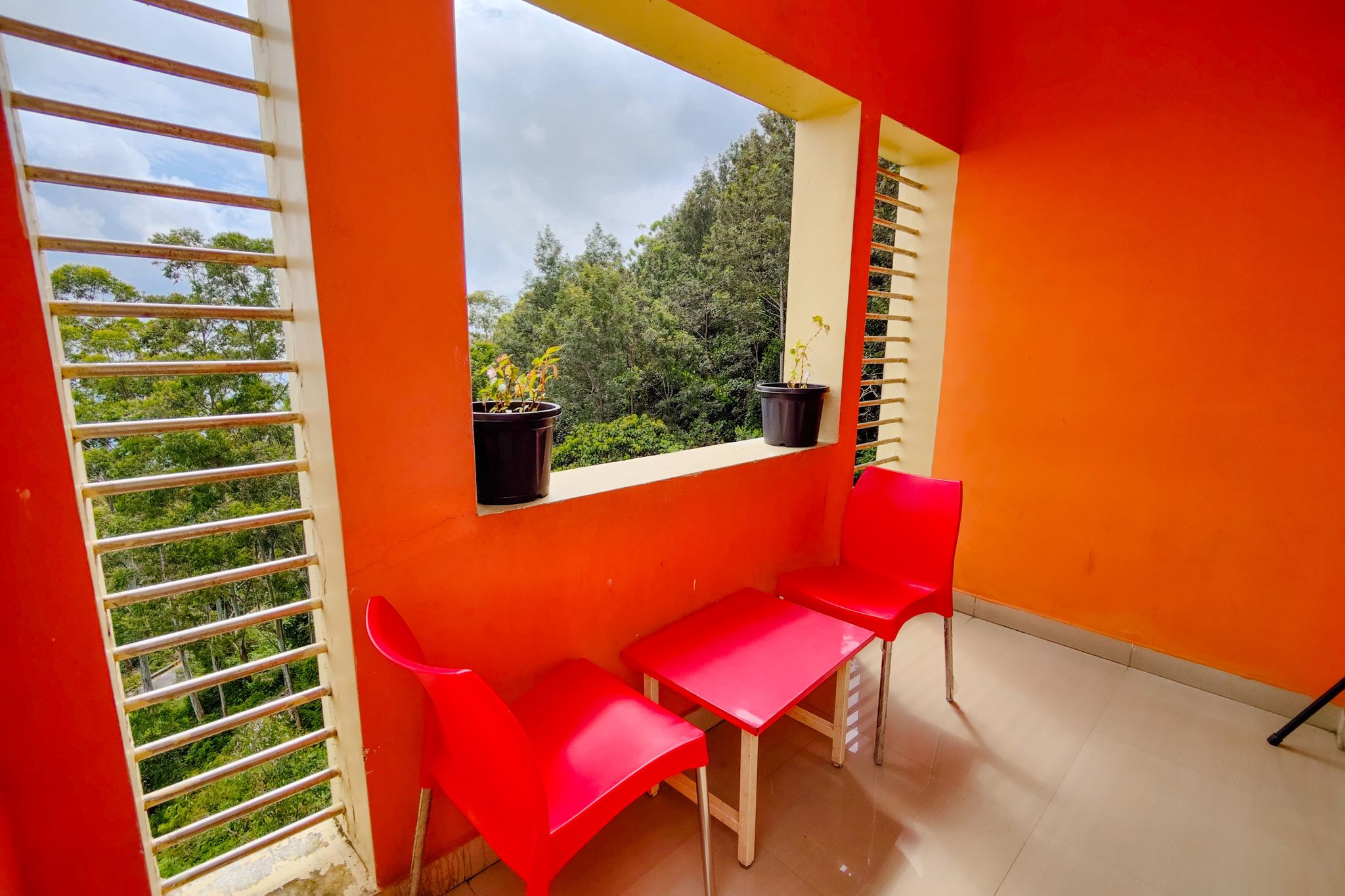 JK Grand Valley View Room 7