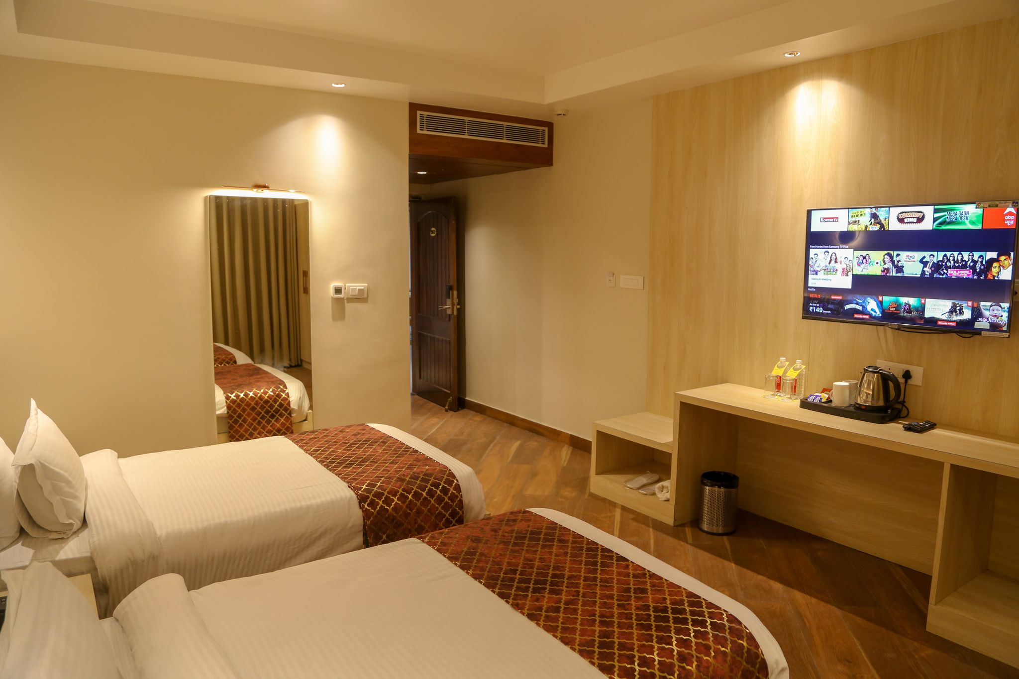 Premium Rooms With Balcony & Garden View