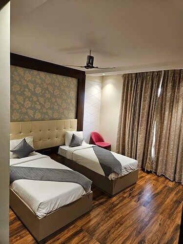 FOUR LEAF HOTEL - AKOSHA VARANASI Deluxe Room Garden View 2