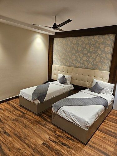 FOUR LEAF HOTEL - AKOSHA VARANASI Deluxe Room Garden View