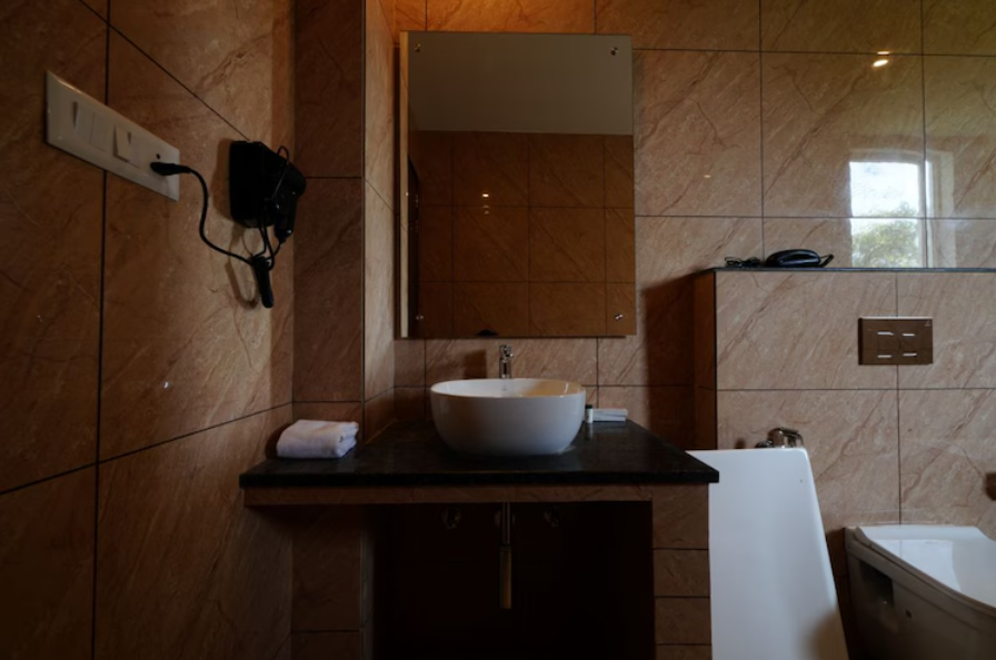 Antaraal Resort & Spa – Wellness & Family Retreat, Dharamshala Cottage 3