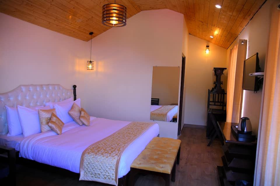 Aaroham by Aamod Dalhousie Deluxe Cottage 2