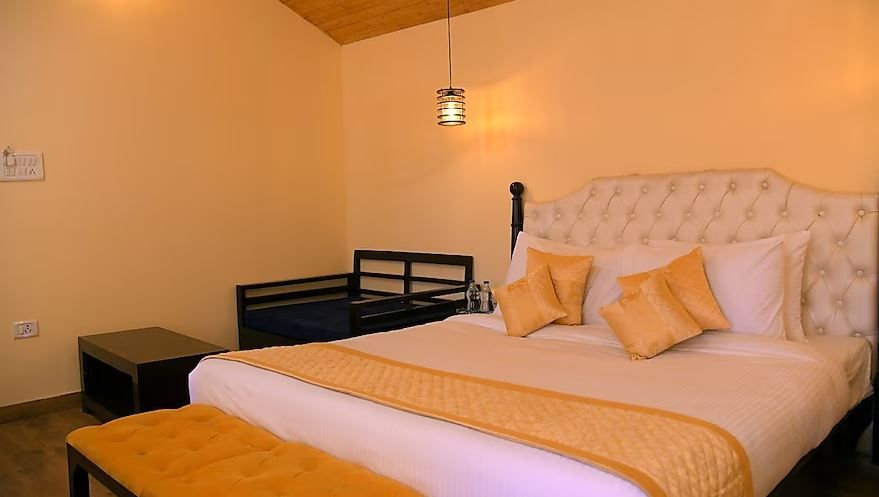 Aaroham by Aamod Dalhousie Deluxe Cottage 7