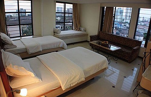 Hotel Godwin Standard Room