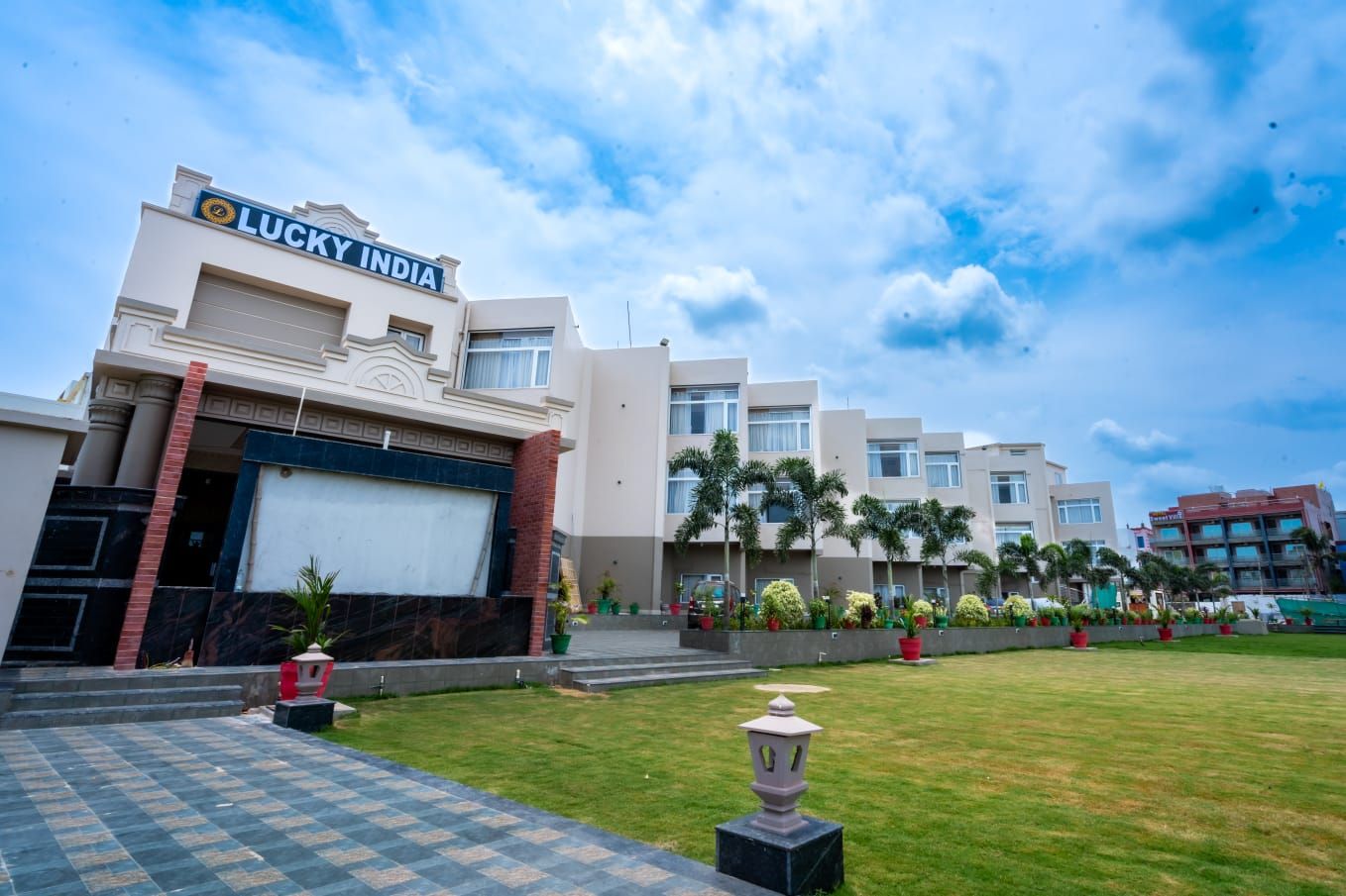 Hotel Lucky India Puri, Puri