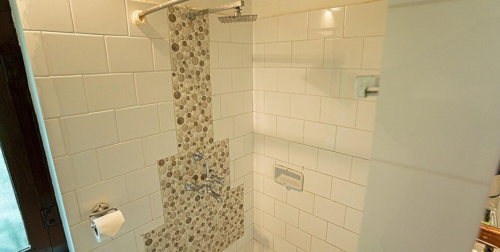 Leopard Lair Ananta Express, Bera Deluxe Room 4