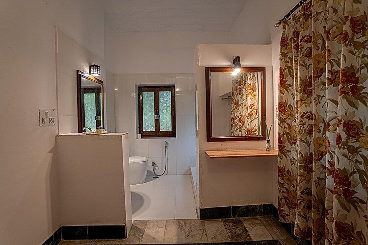 Leopard Lair Ananta Express, Bera Super Deluxe Room 5