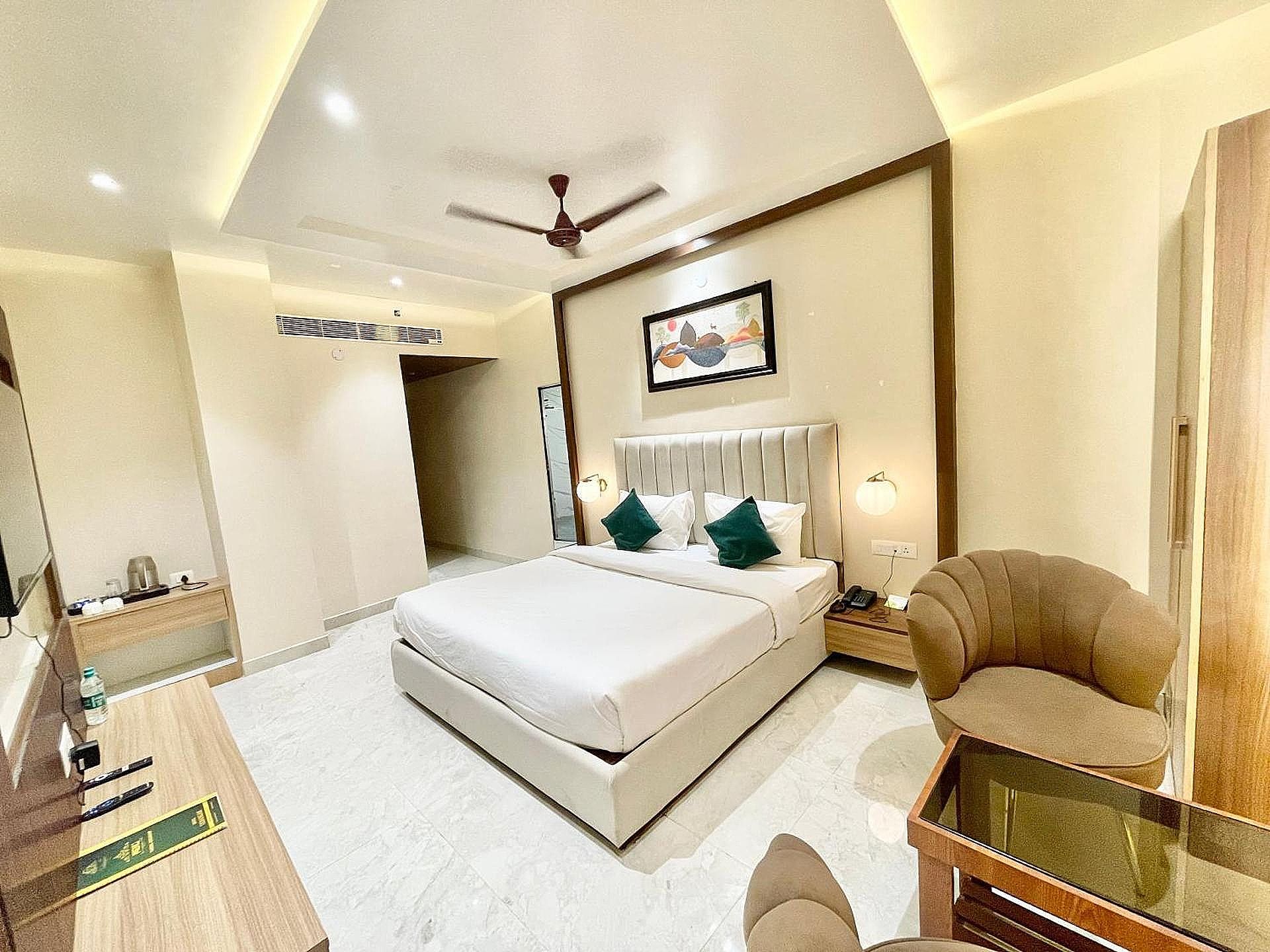 Hotel Vedangam  Deluxe Room