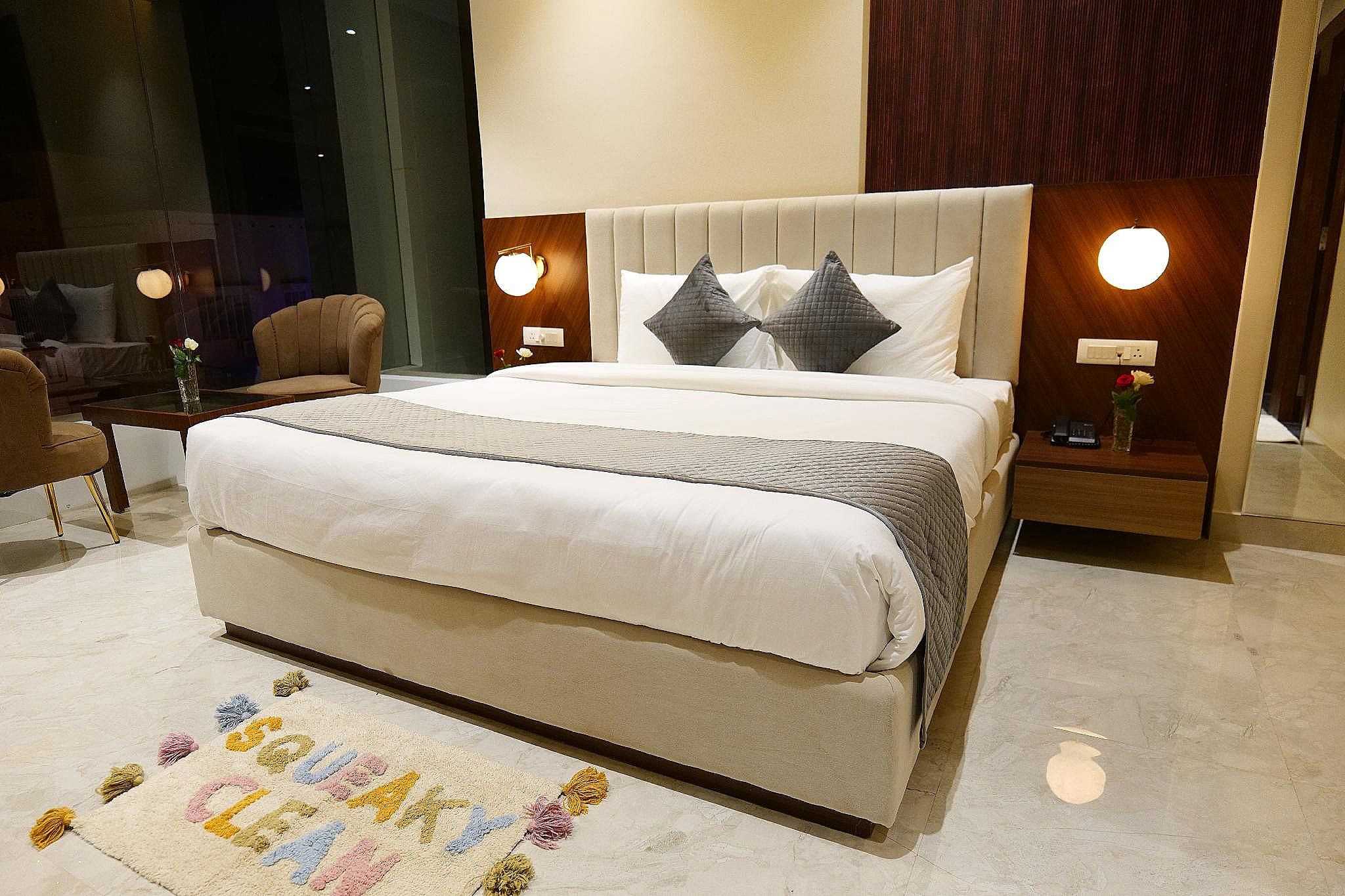  Club Room