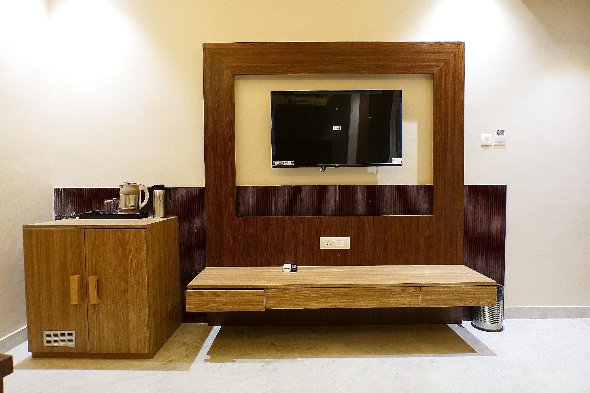 Hotel Vedangam  Deluxe Room 5