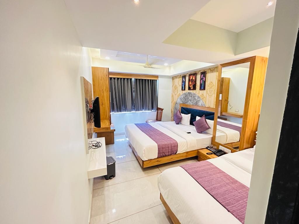 image_4269842_ad70eeb2-f5aa-43cb-b75e-fbc9ef121741