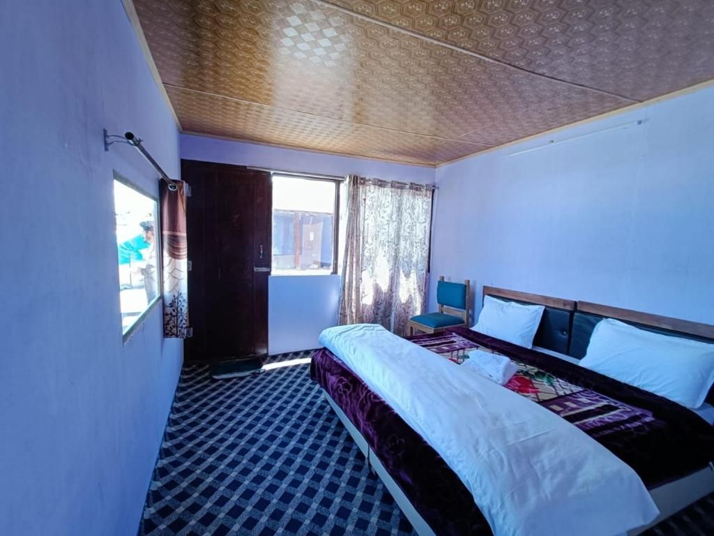 Native retreat lukung