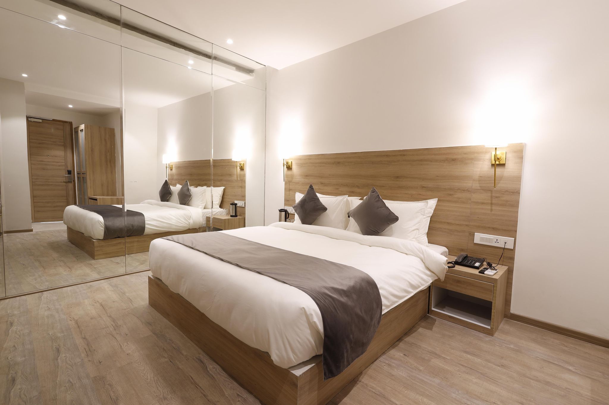 The Prada Hotel Executive Room 7