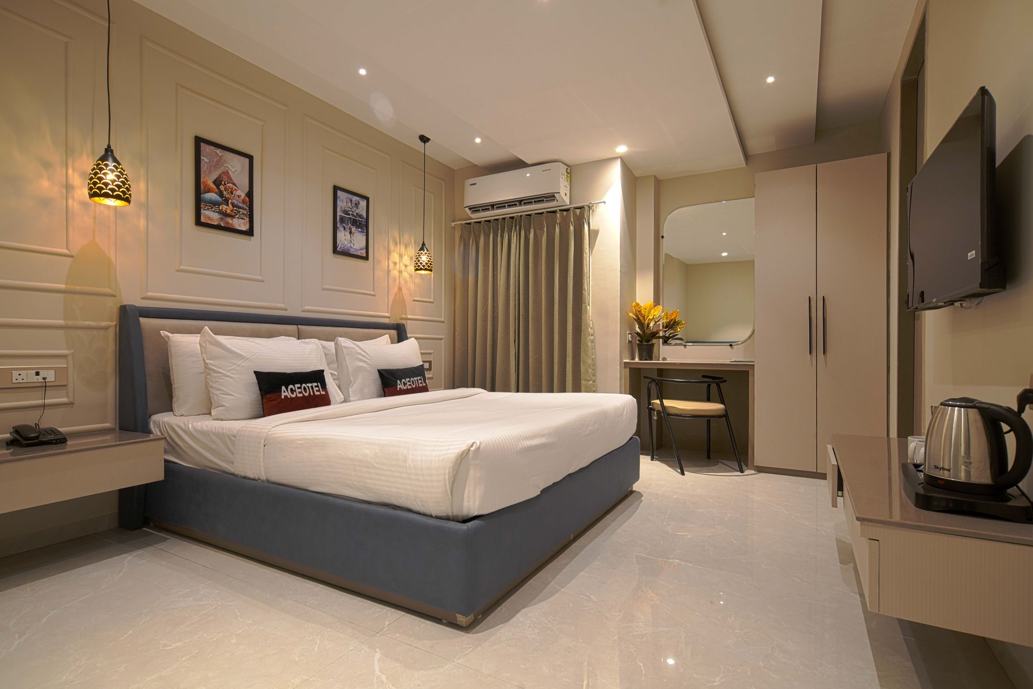Aceotel Select Tulsi, Vijay Nagar - A Luxury Boutique Hotel Deluxe Room 2