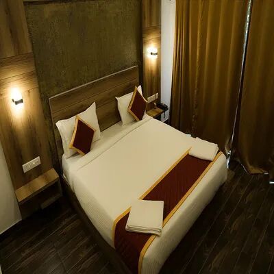 Deluxe Room, 1 King Bed