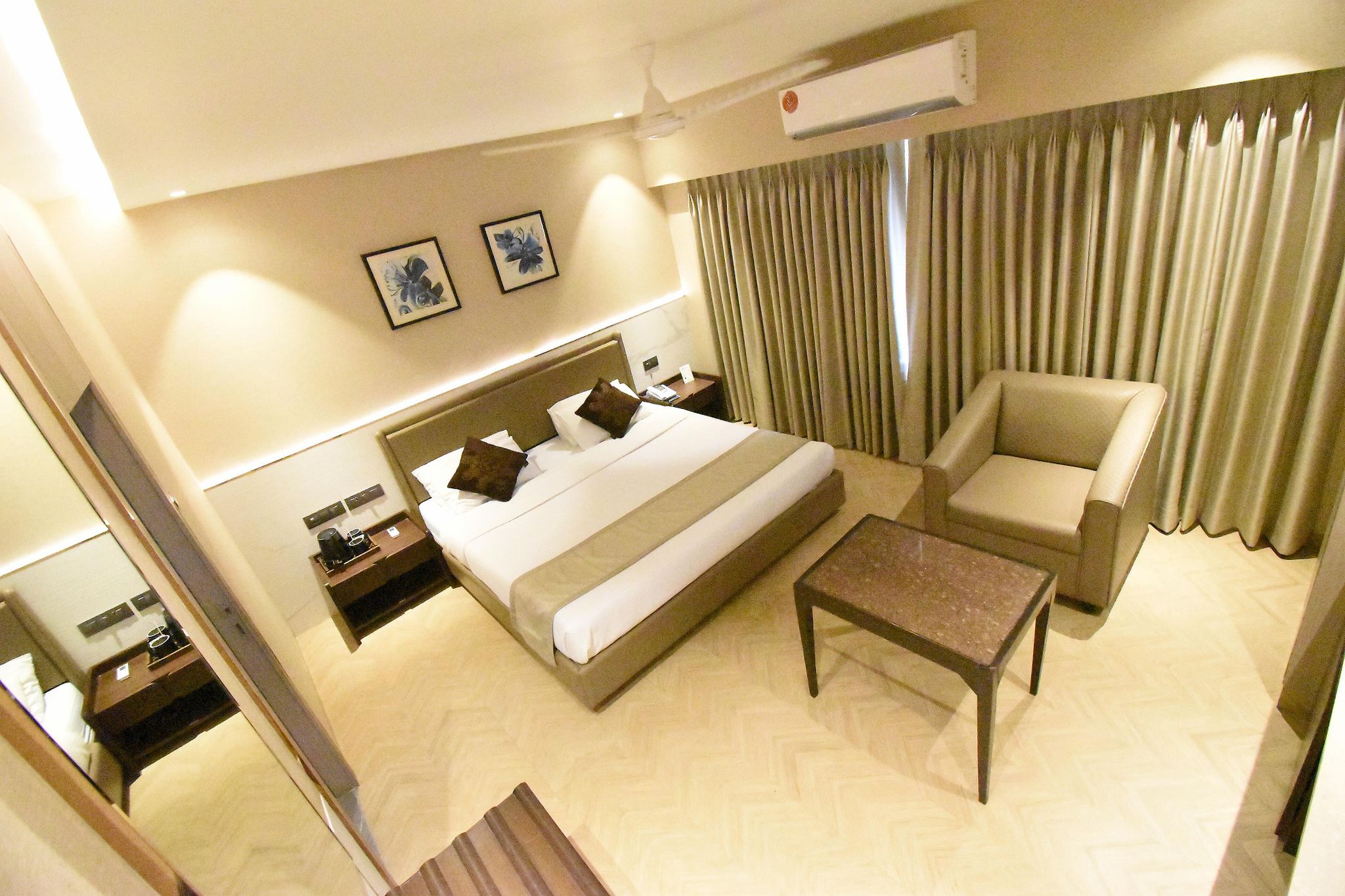 Kings International Juhu Deluxe Room