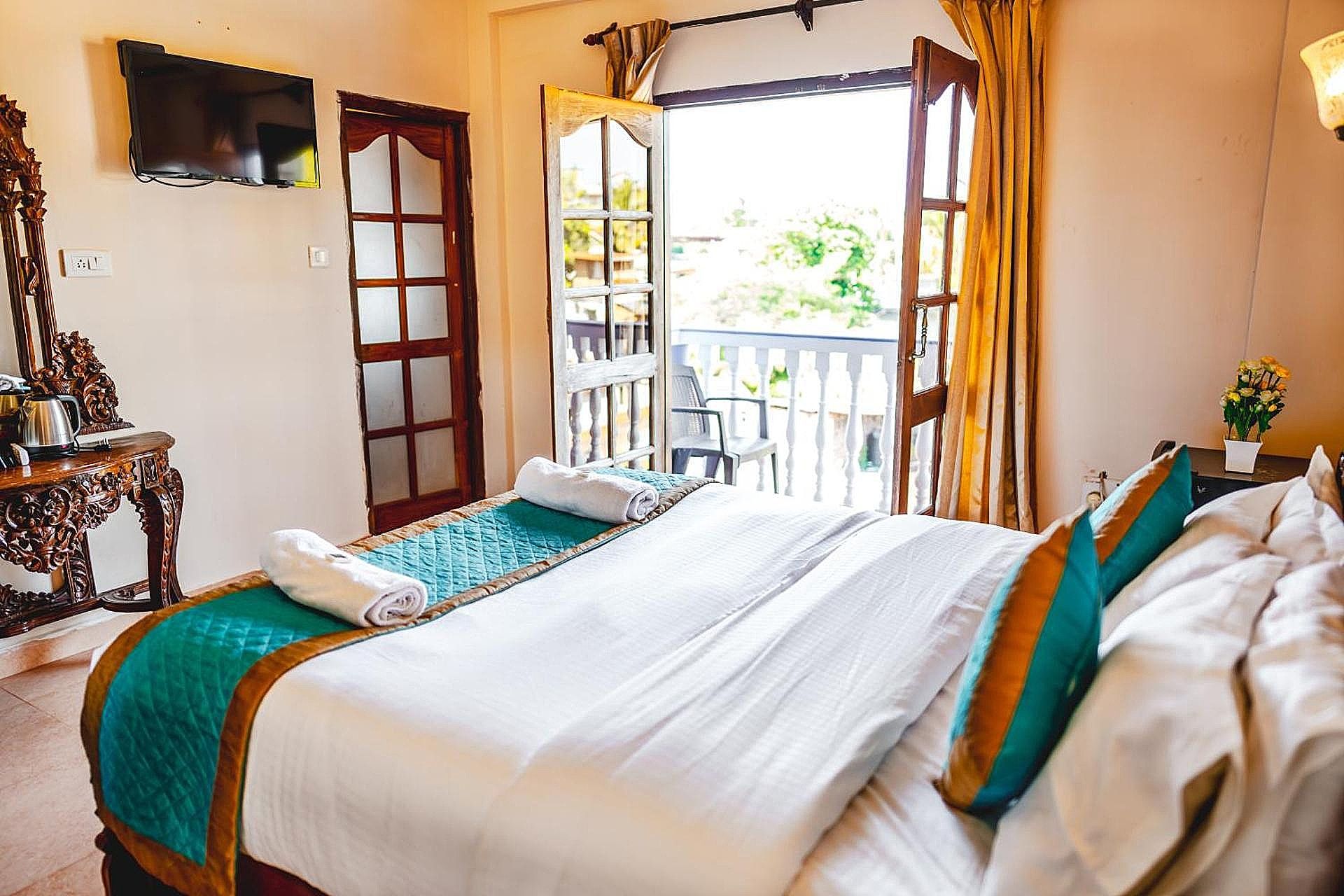 Hotel Seagull, Calangute Deluxe Room with Balcony 6