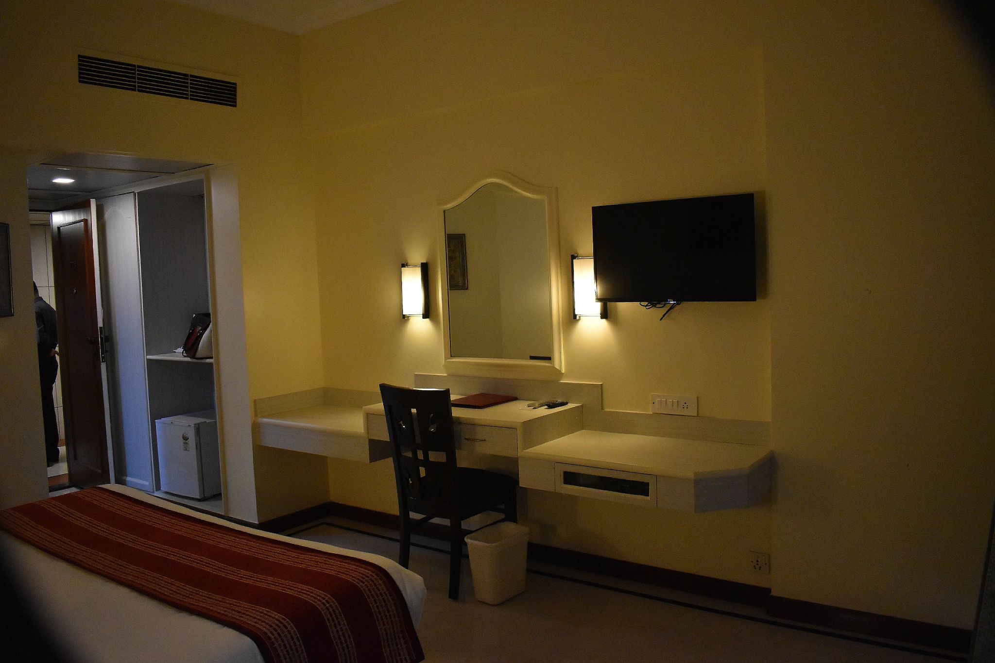 Hotel Rangsharda Deluxe Room 4