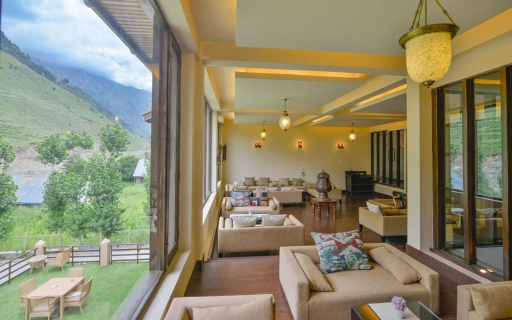 Heevan Villas Sonamarg Double Room with Balcony