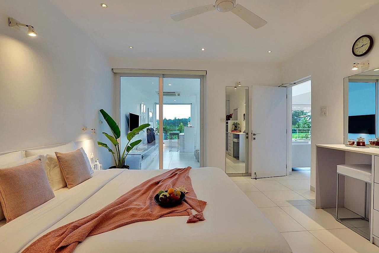 Elivaas Risaia - Luxurious 4BHK Villa with Private Pool