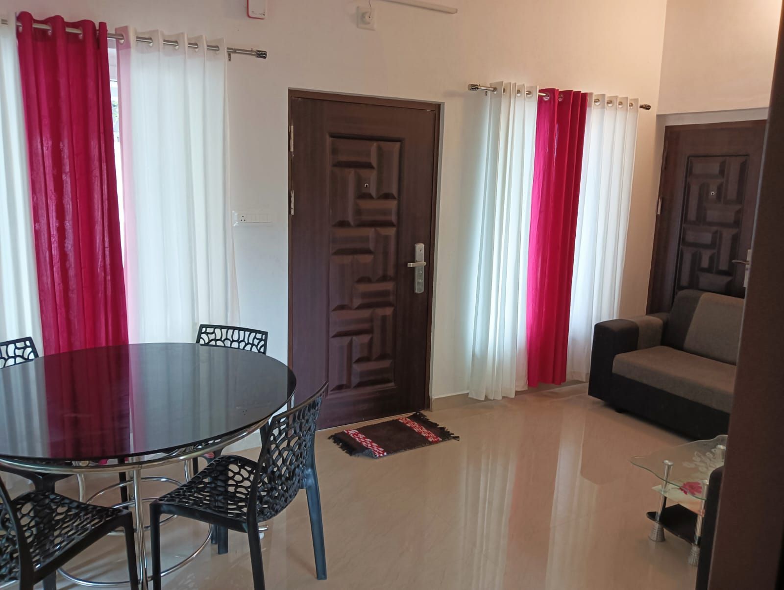 Mikas Vagamon Two Bedroom Apartment 16