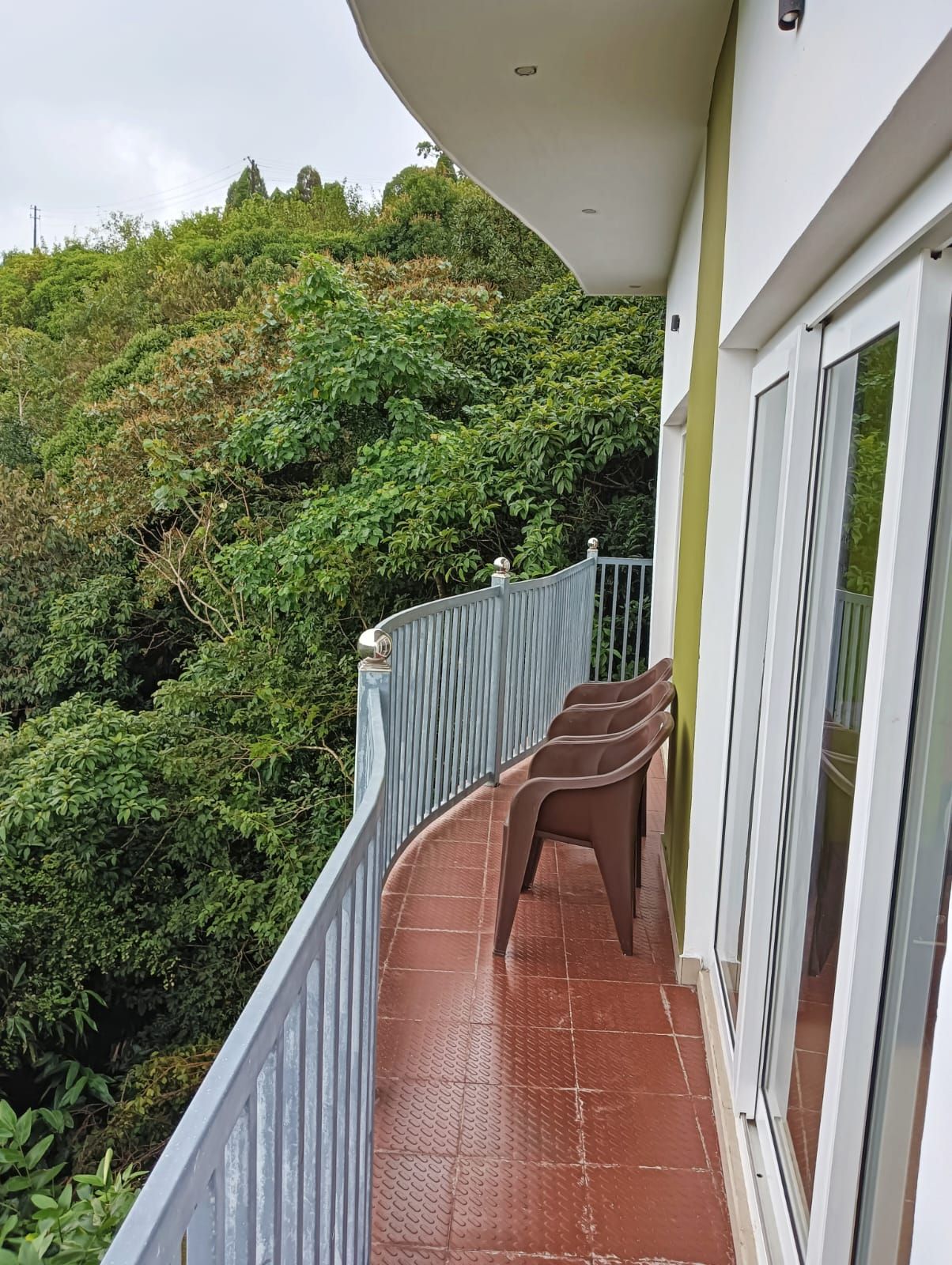 Mikas Vagamon Two Bedroom Apartment 24