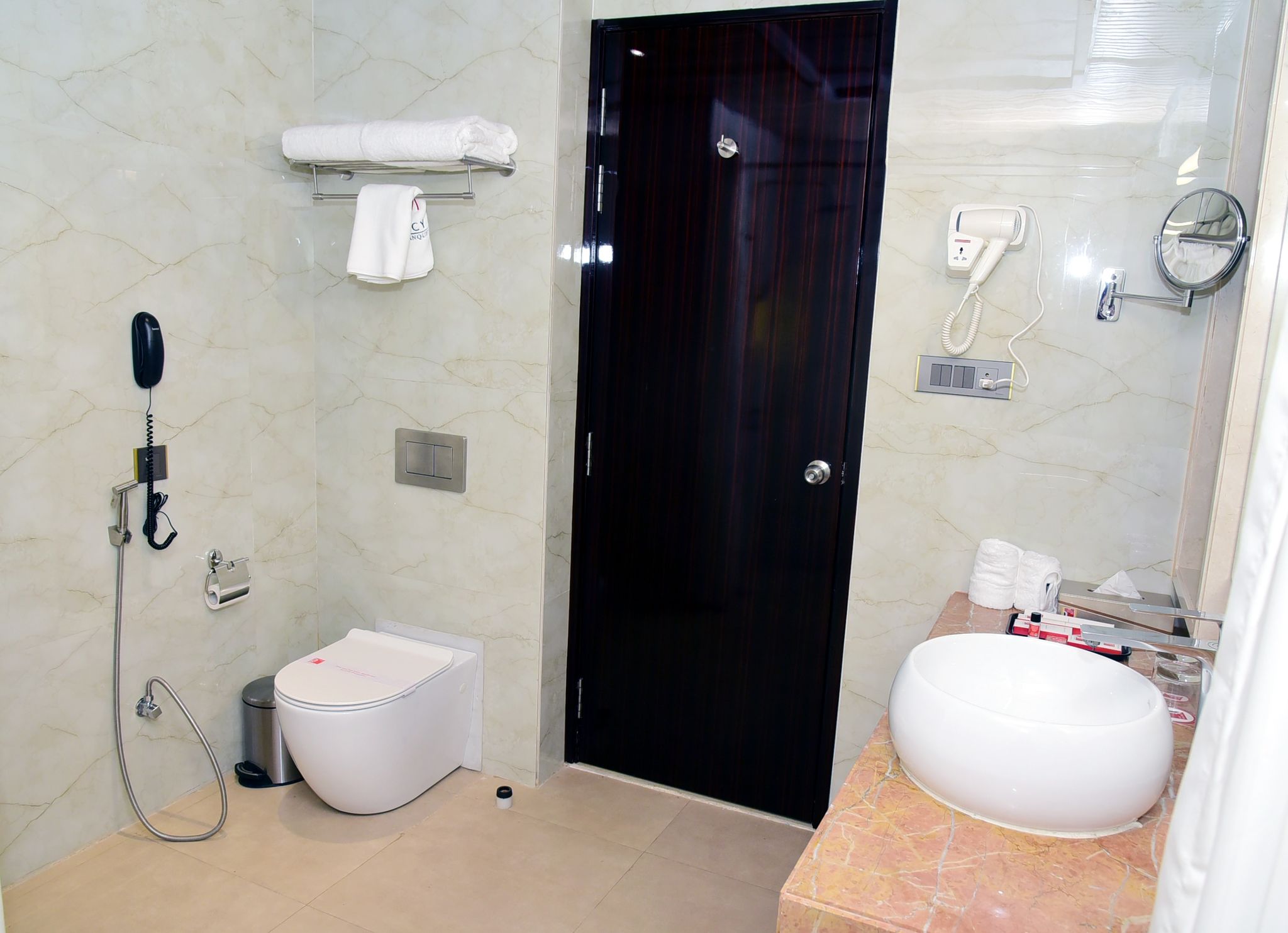 OM Clarks Inn Raebareli Deluxe Room 11