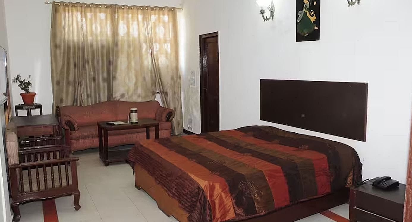 Executive Room