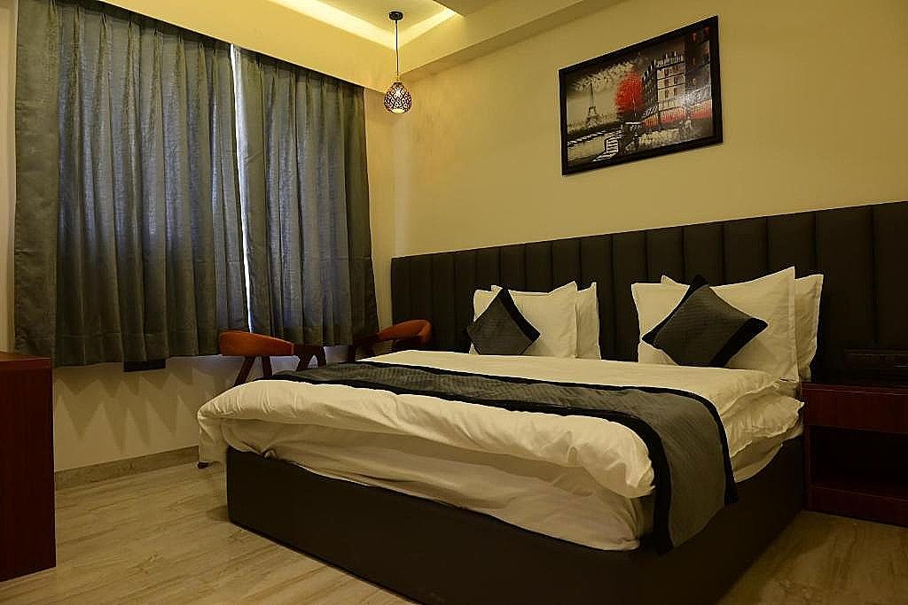 Hotel Palash Deluxe Twin Room 4