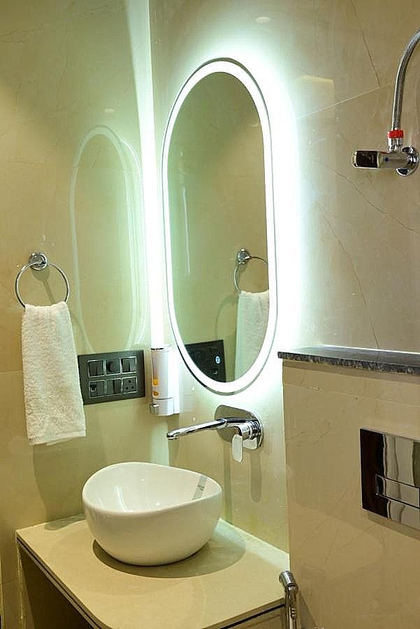 Hotel Palash Deluxe Twin Room 7