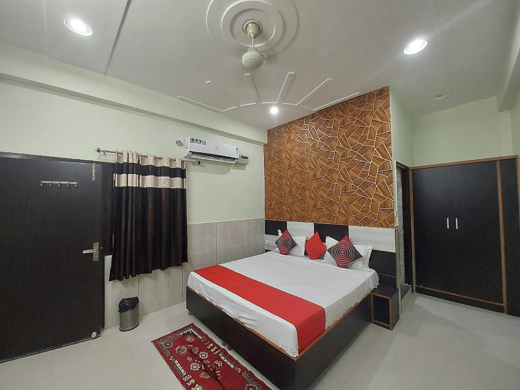 Taj Rama Hs Deluxe Room