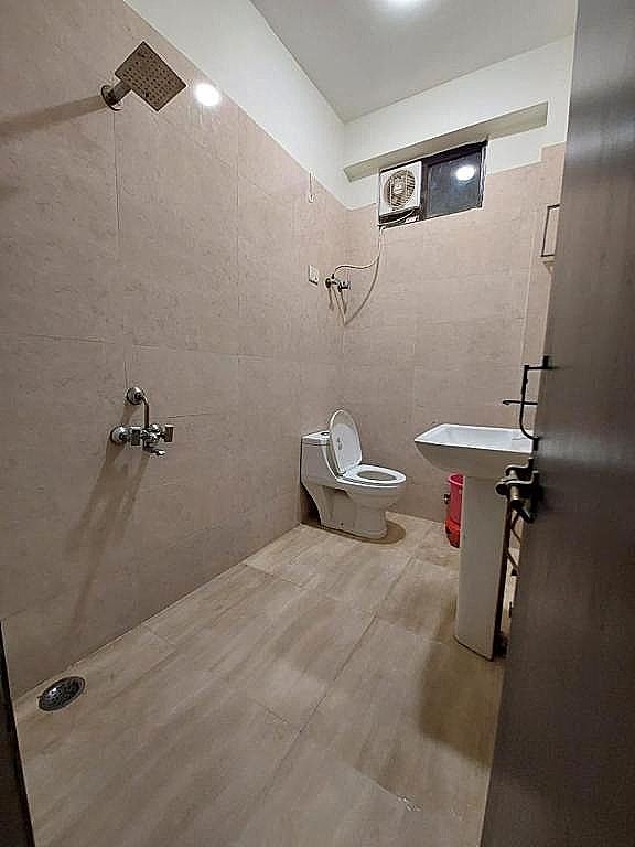 Taj Rama Hs Deluxe Room 10