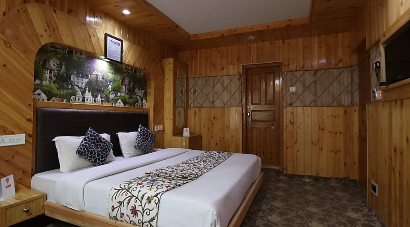 Hotel Bombay Palace Deluxe Room non ac 2