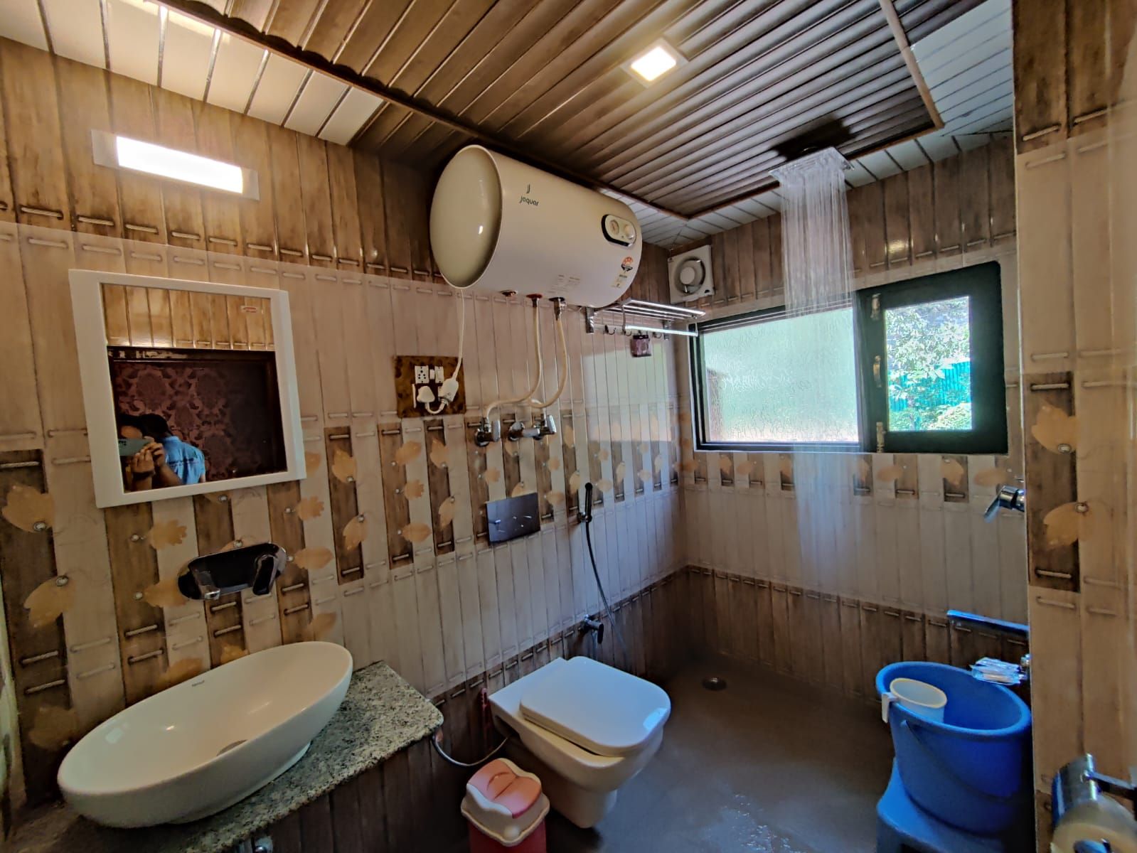 Hotel Bombay Palace Deluxe Room non ac 25