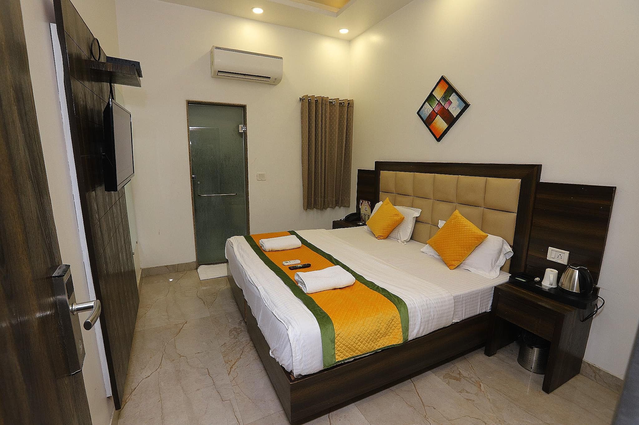 Hotel Emporio Dx - New Delhi Railway Station - Paharganj Deluxe Double Room 5