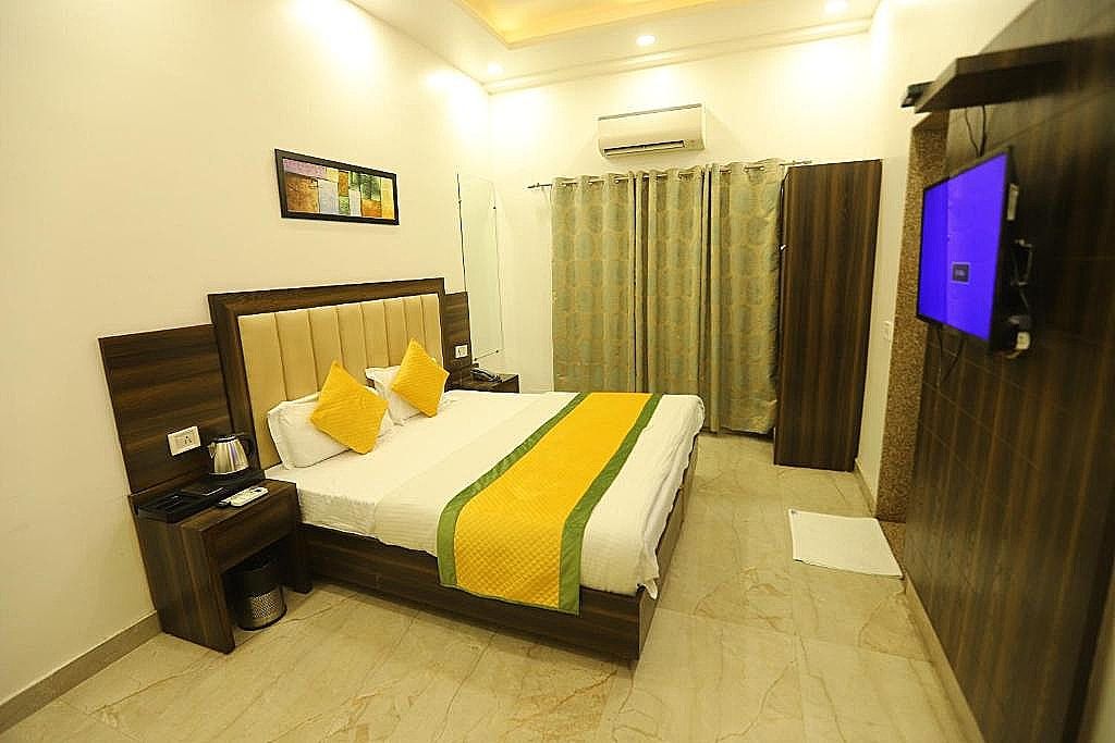 Hotel Emporio Dx - New Delhi Railway Station - Paharganj Deluxe Double Room