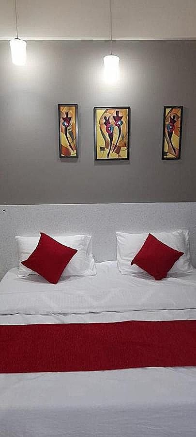 SUN Studio and Suites Deluxe Room 3