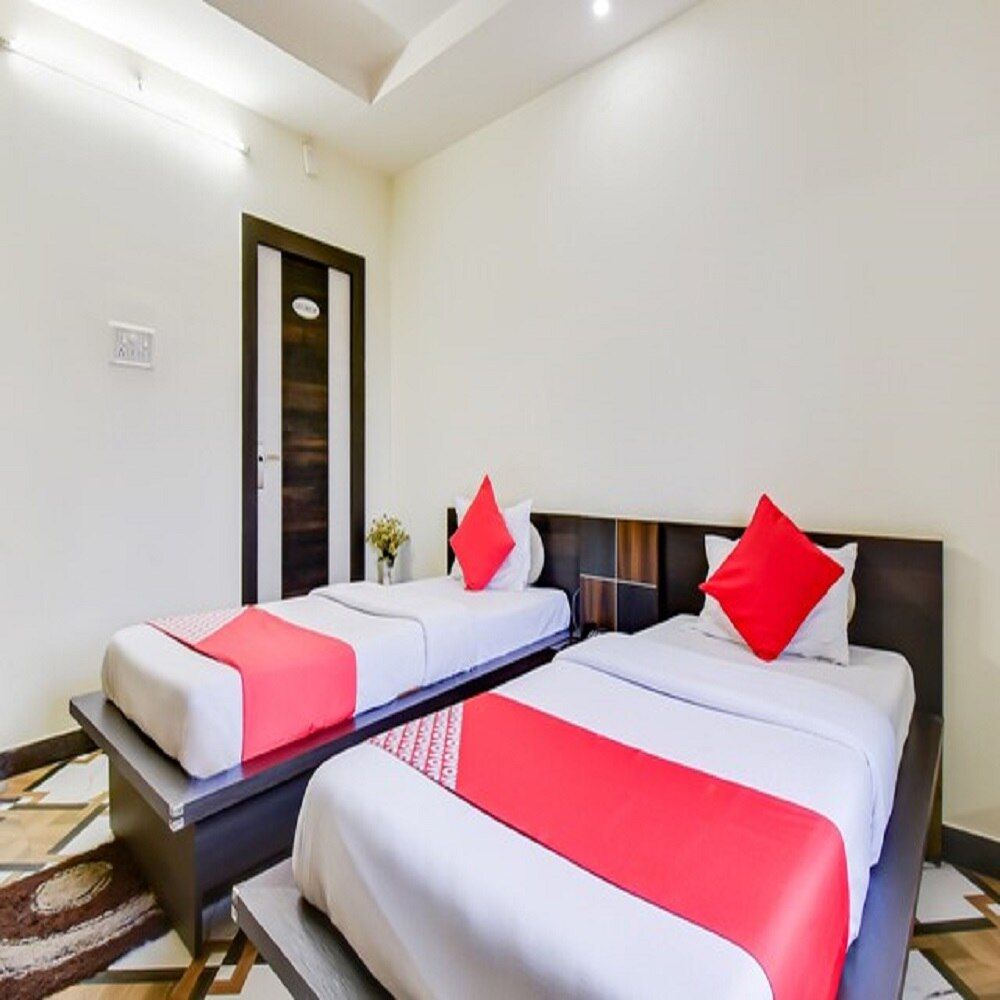 Bhagwani Palace, Jorhat Deluxe Room 5