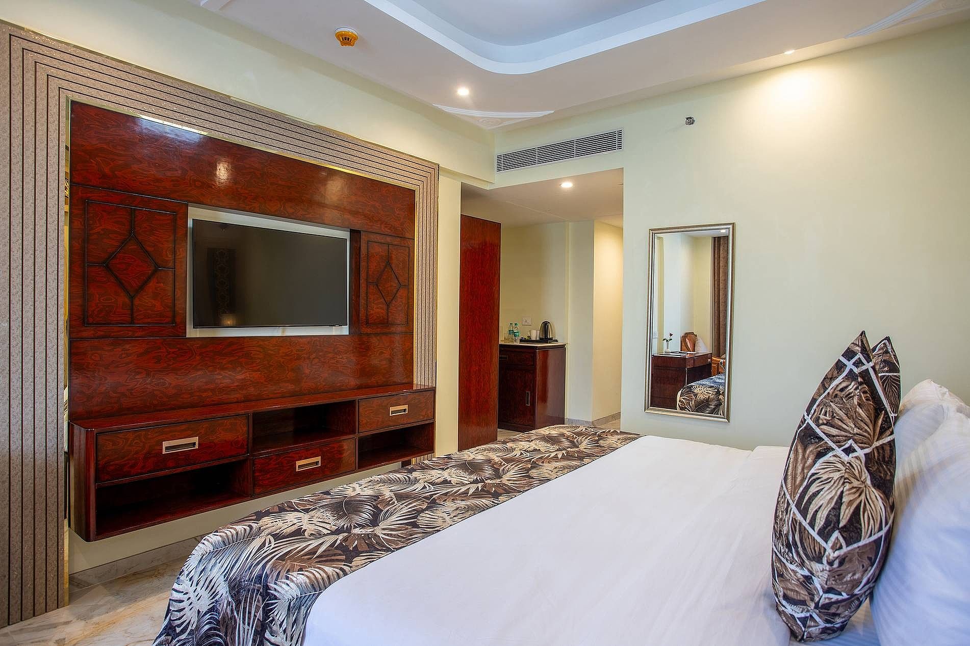 Premium Room With Bath Tub