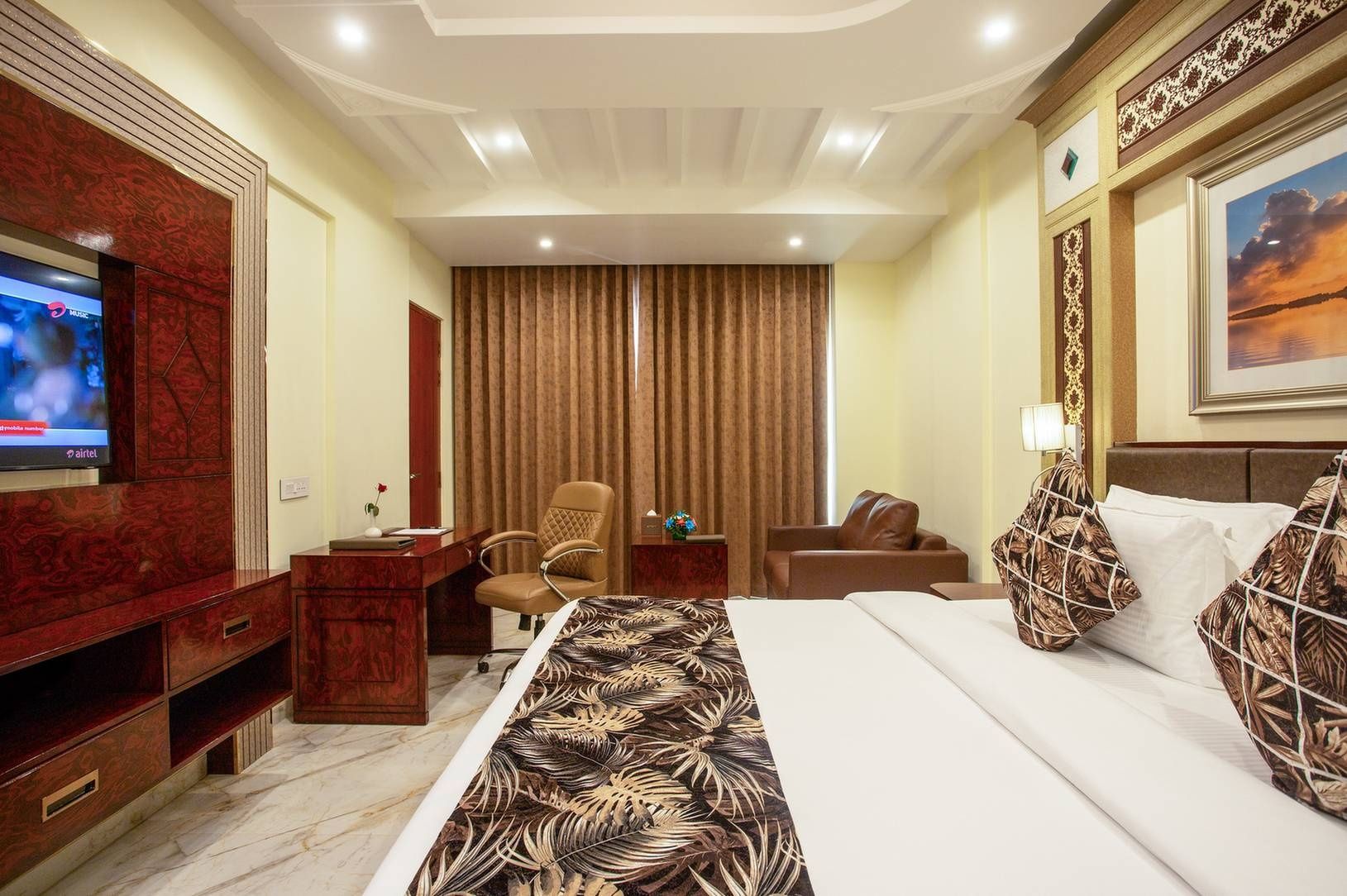 The Avenue Grand Superior Room 2