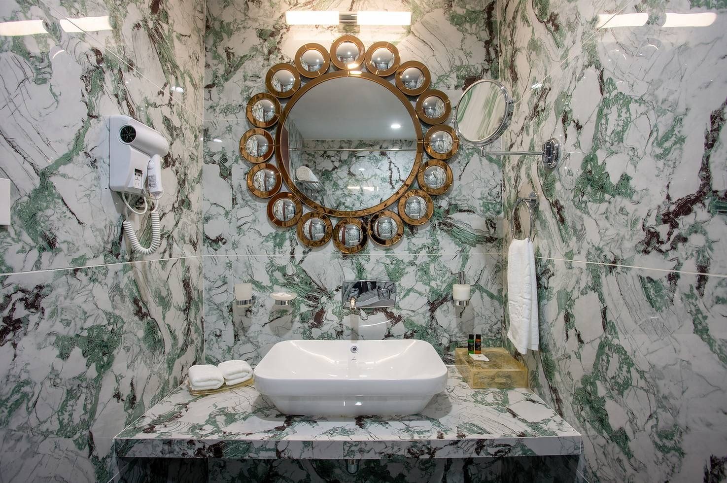 Premium Room With Bath Tub