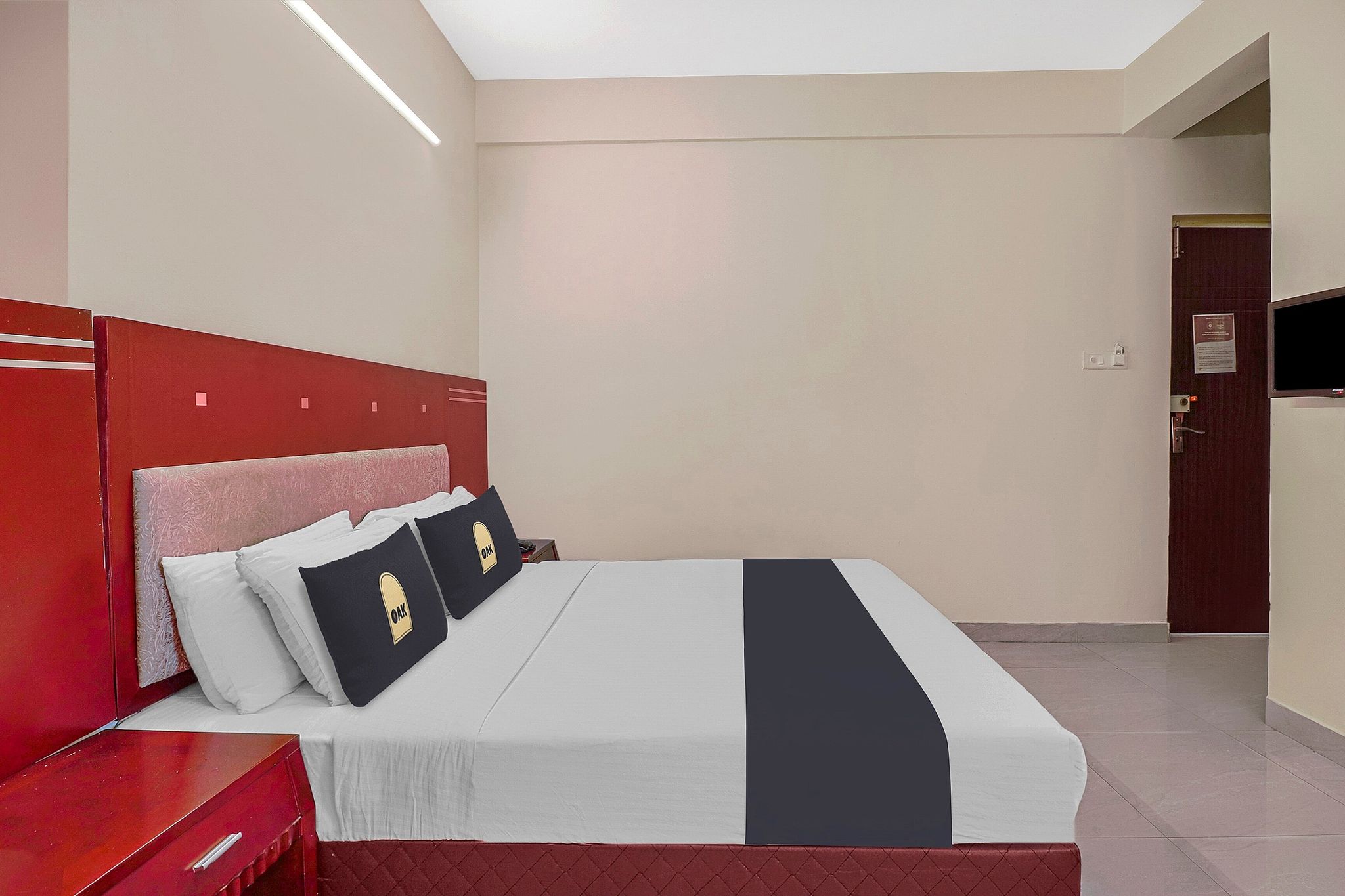 Collection O 29 Church's Inn Near Cubbon Park Classic 12