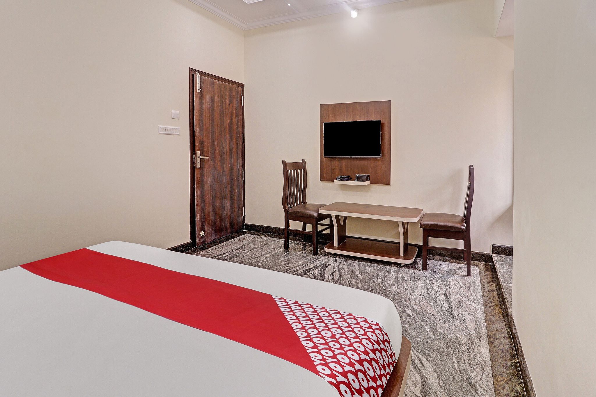 Collection O Ashraya Paradise Classic 10