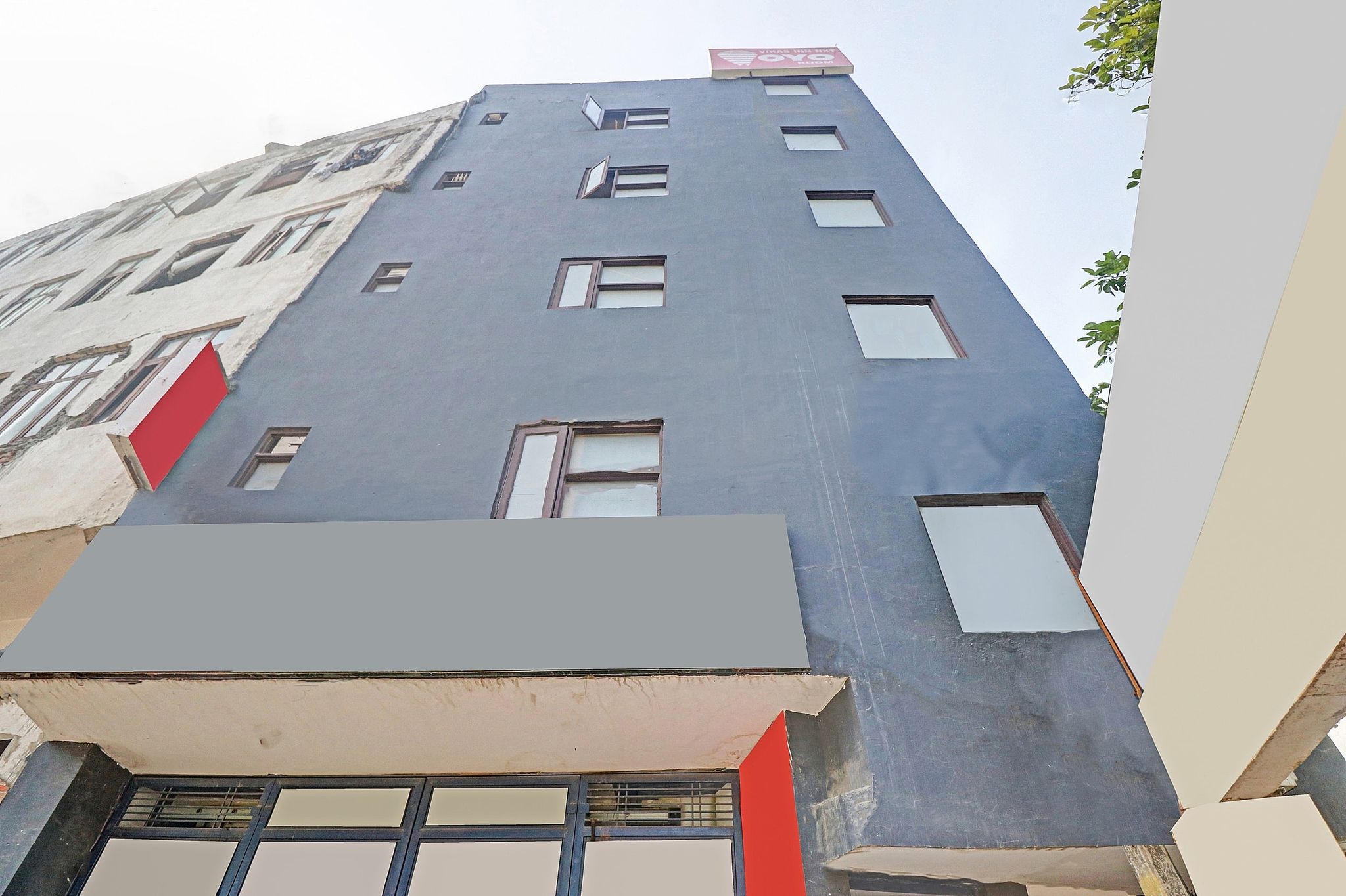 Main Image