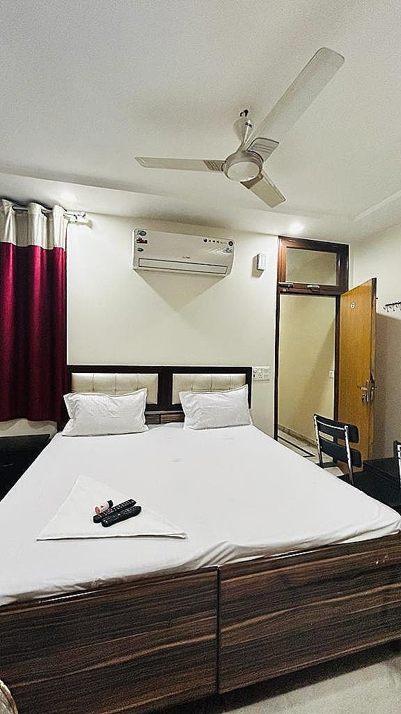 HOTEL O KRISHNA VILLA Classic 9