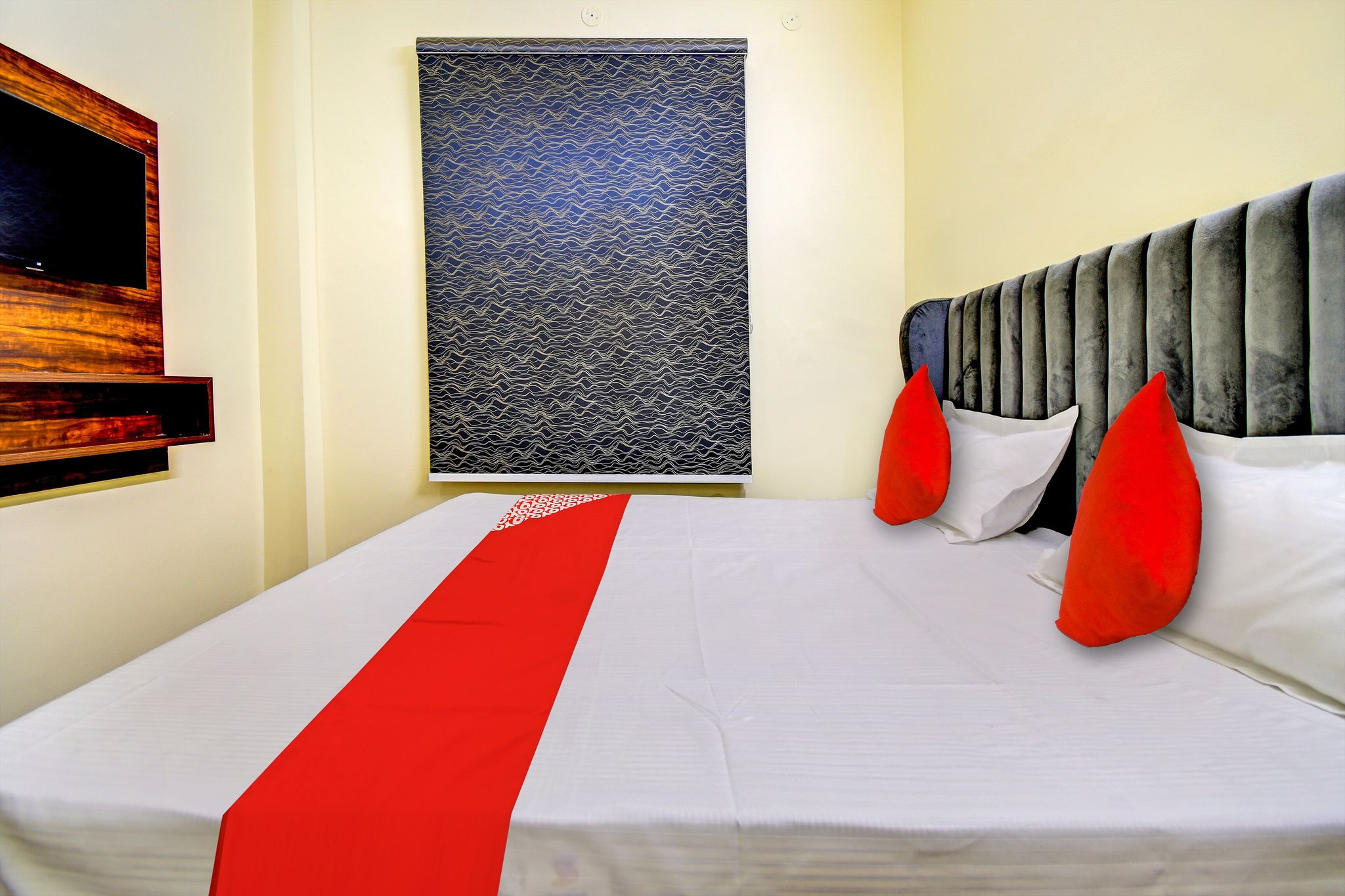 Hotel O White Hut Classic 15