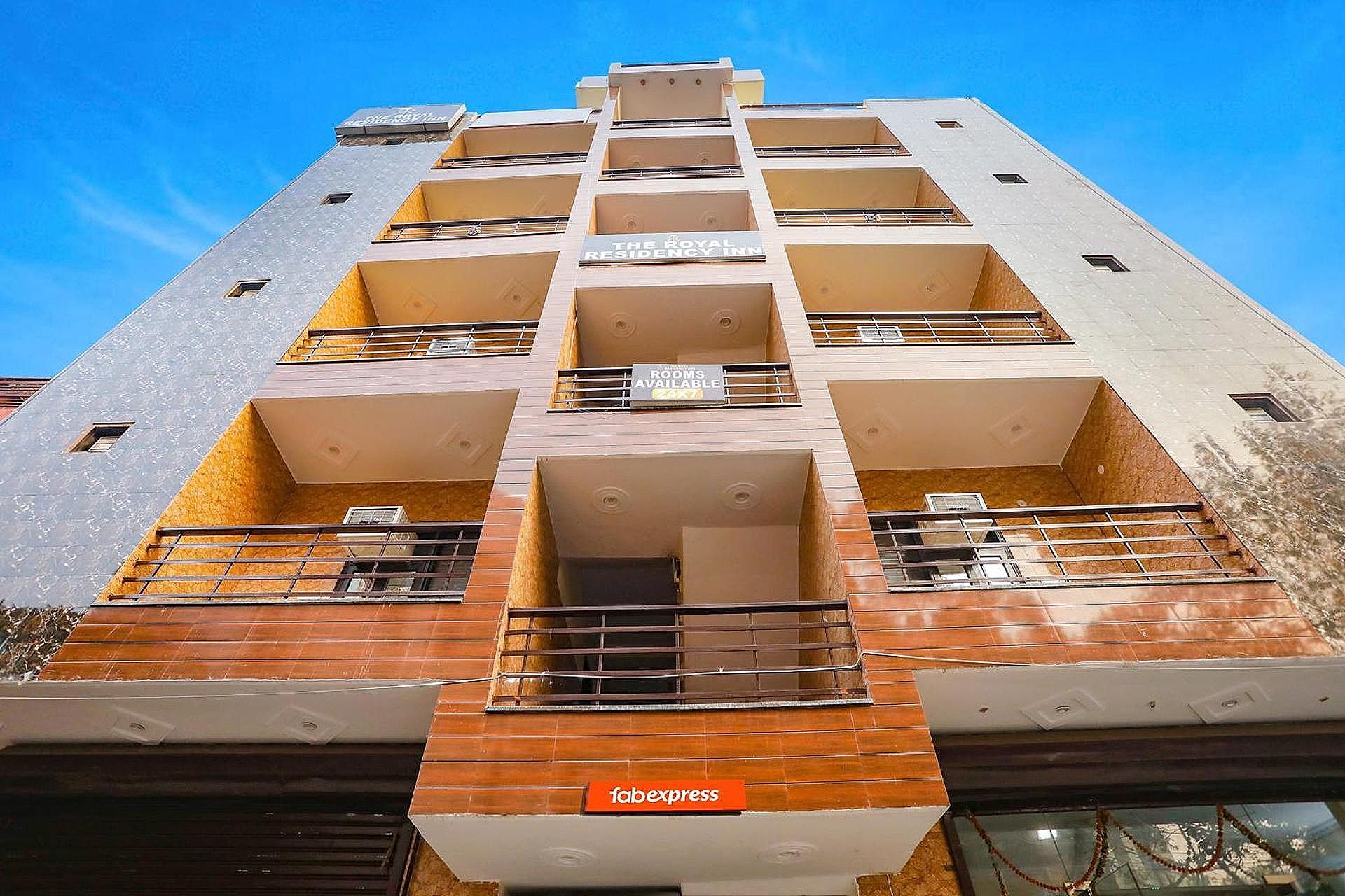 OYO Flagship The Royal Residency Inn
