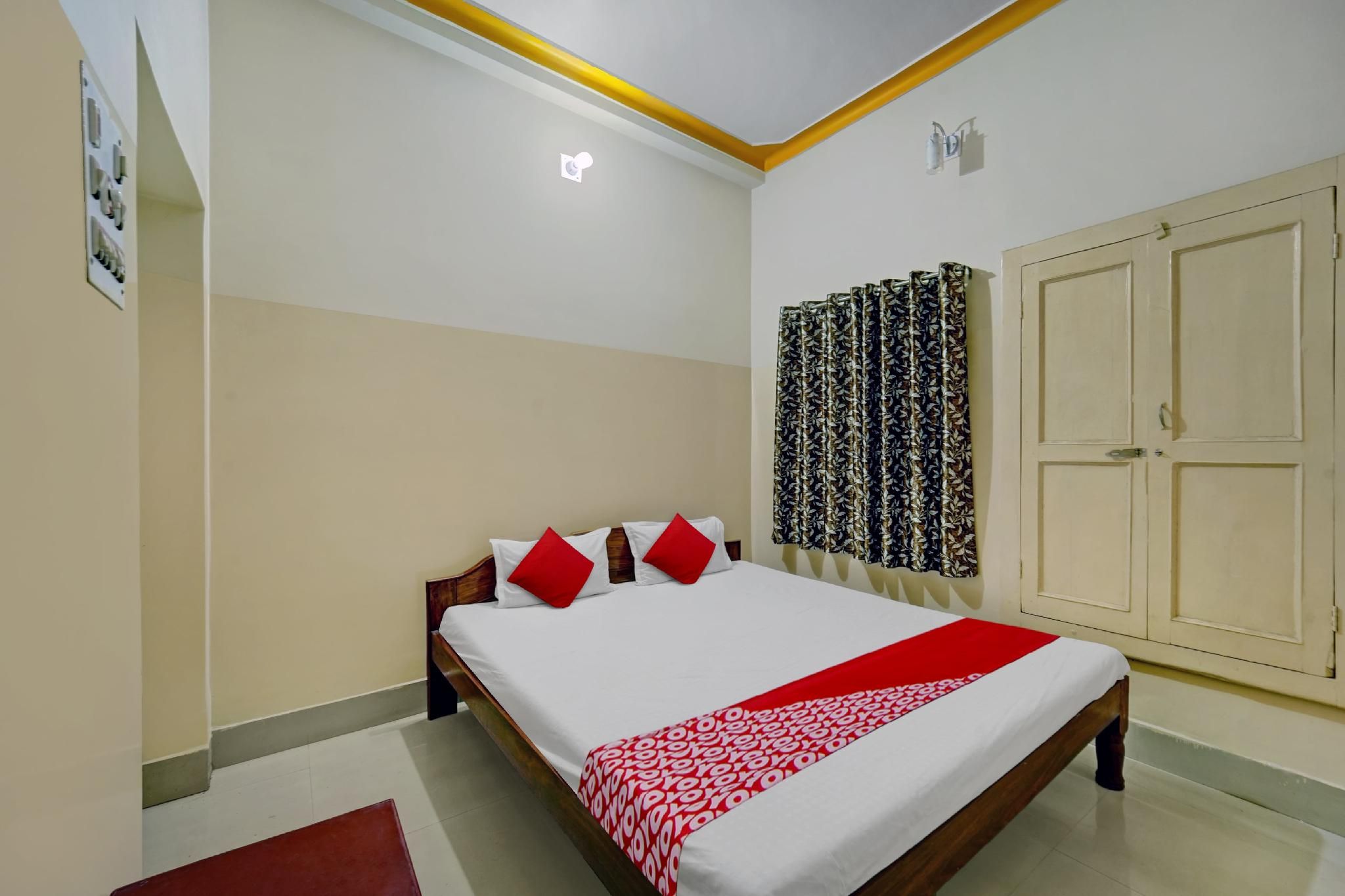 Hotel O 819125 HOTEL SHIV TRIPTI AND BANQUET HALL Classic 16