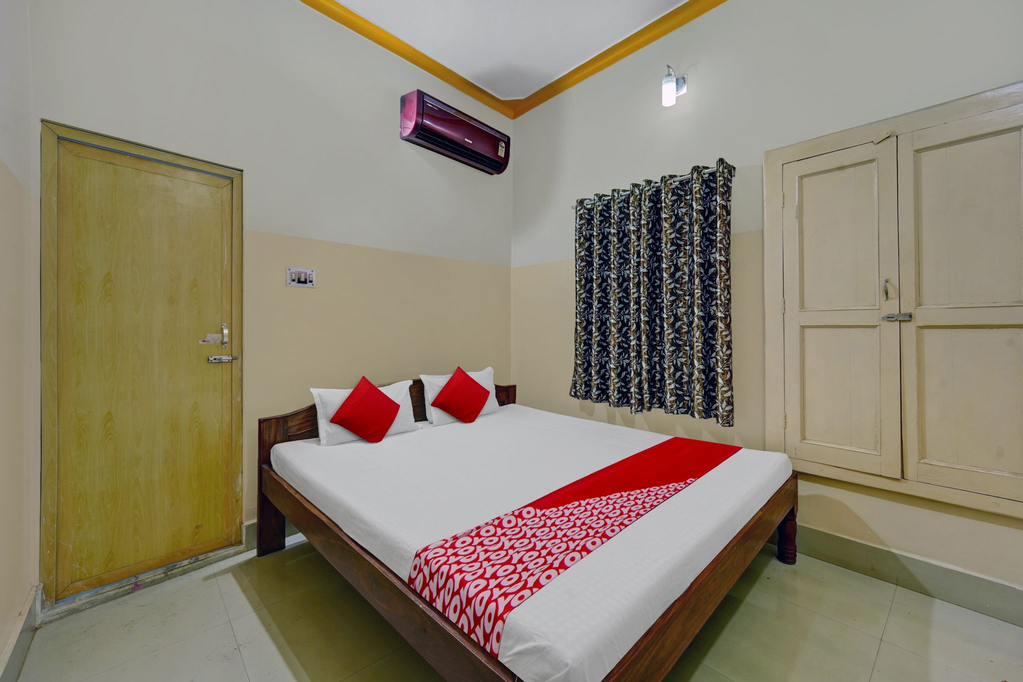 Hotel O 819125 HOTEL SHIV TRIPTI AND BANQUET HALL Classic